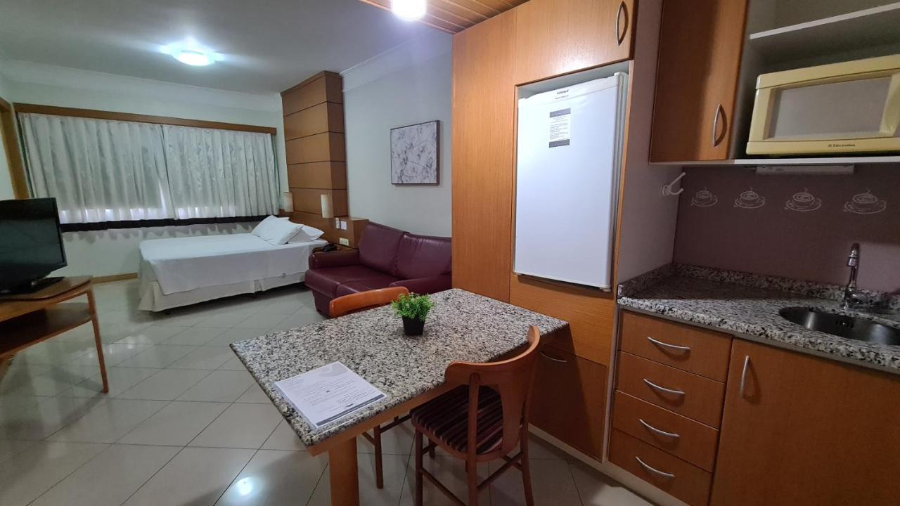 Costa Sul Stay - Quartos, Studios E Apartamentos Por Temporada No Centro De Bc Балнеариу-Камбориу Экстерьер фото